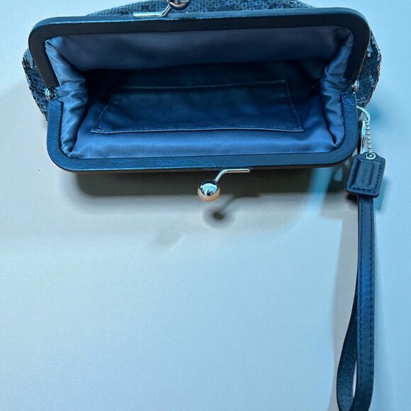 Coach Kiss Lock Black Sequin Wristlet Clutch - Picture 4 of 4